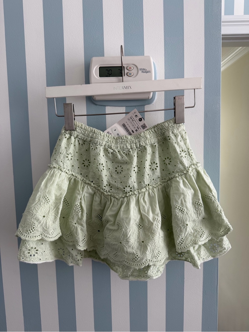 NWT Zara Eyelet Tiered Mini Skirt in Pastel Green w/ built in shorts